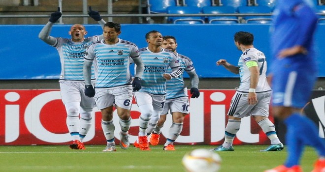 Fenerbahçe lideri devirdi