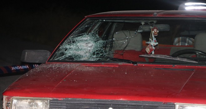 Ufak bir trafik kazası yüzünden hamile kadını vurdular...