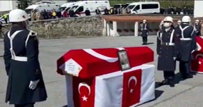 Bitlis Şehidimiz toprağa verildi...