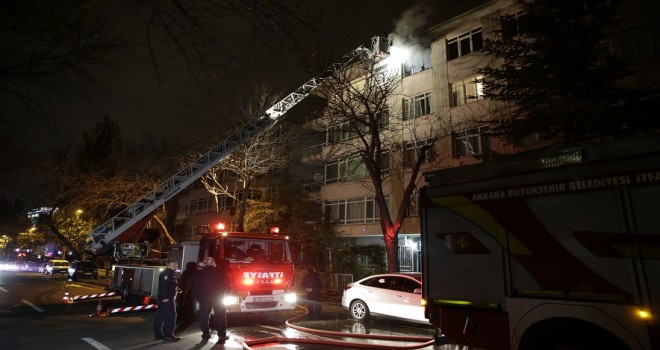 Çankaya'da ev yangını 4 hayvan telef oldu