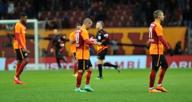 Galatasaray moral peşinde