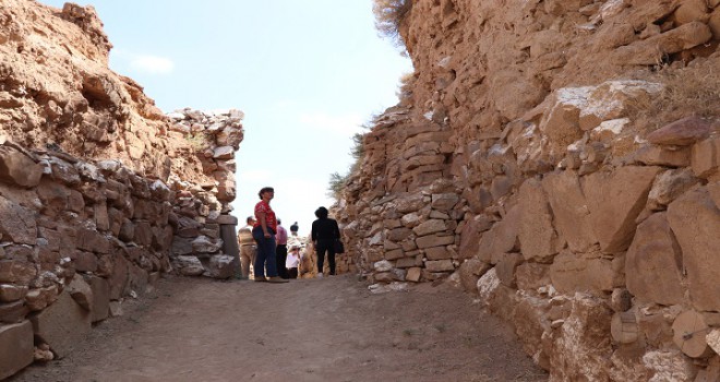 Porsuk Höyük'te Roma dönemine ait yaşam alanı bulundu