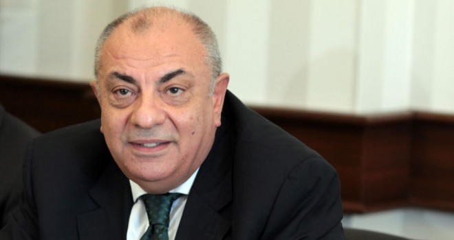 Tuğrul Türkeş "Gayri meşru bir ilişkim yok ve Evet bir bebeğim oldu"