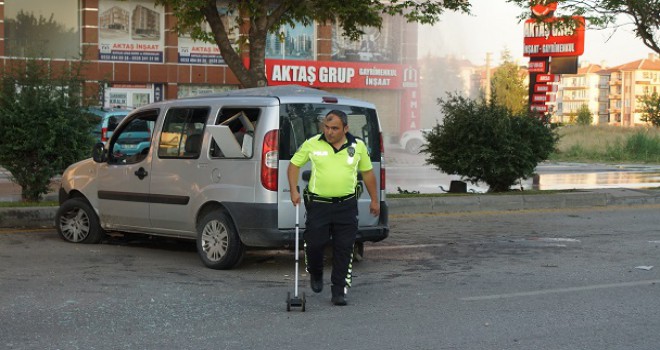 Çubuk'ta kamyonet devrildi: 5 yaralı