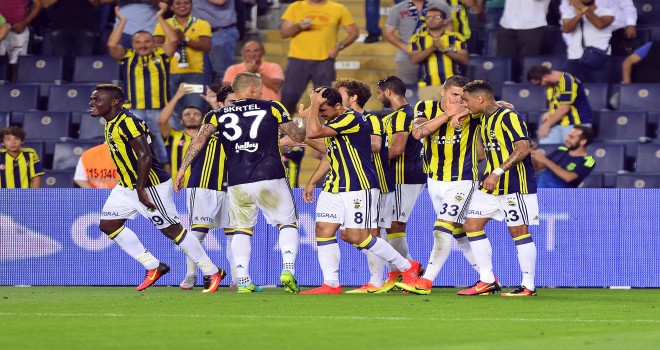 Emenike coştu, Fenerbahçe kapıyı araladı