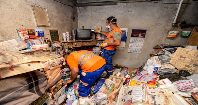 KALE’DEKİ ÇÖP EV TEMİZLENDİ