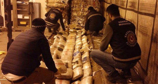 İpsala’da 298 kilo uyuşturucu ele geçirildi