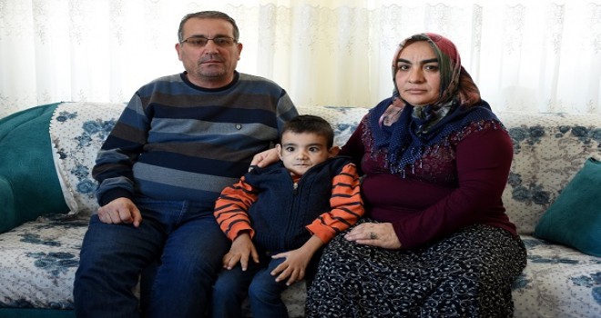 Arkadaşları gibi koşmak, oynamak istiyor...