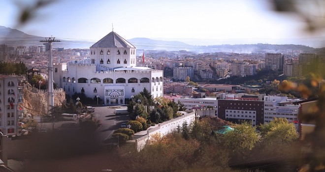 Estergon kalesi turizmin göz bebeği olacak...