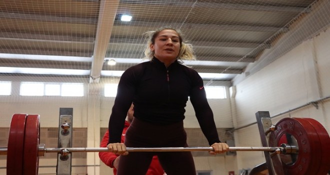 Yasemin Adar'ın yeni hedefi Tokyo