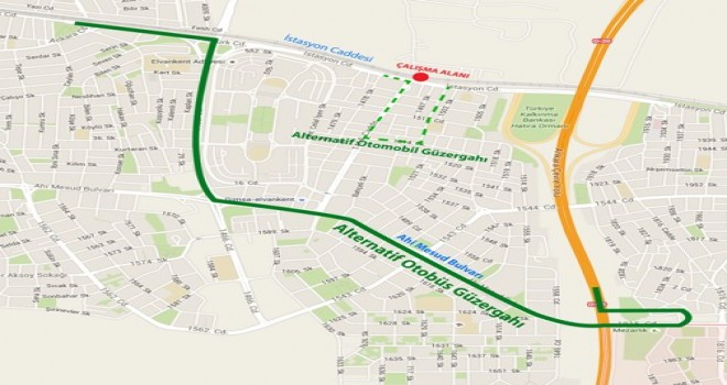 İstasyon caddesinde trafik tek şeride düşüyor