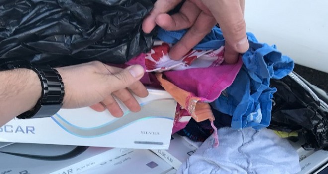 Bebek kundağında kaçak sigara