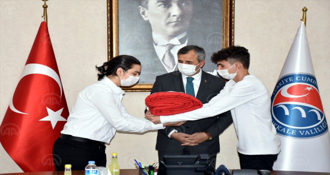 18 Mart'ta Çanakkale'de göndere çekilecek ay yıldızlı bayrak Kırıkkale'ye ulaştı