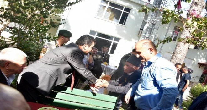 Kemal Paşa gazileri unutmadı