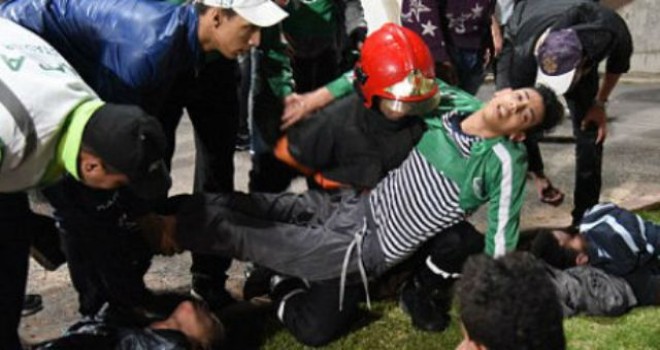 Futbol terörü: 2 ölü, 54 yaralı