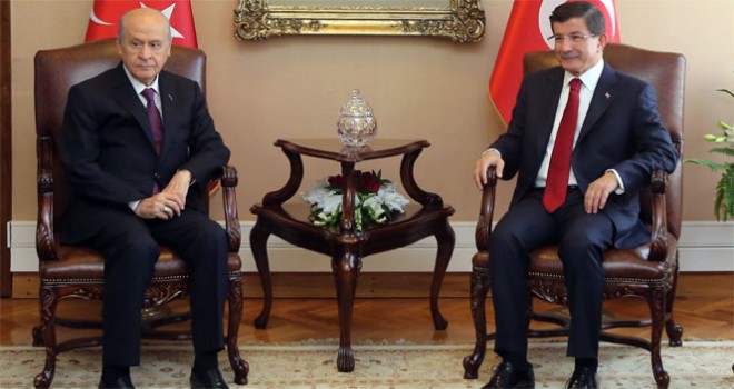 Yeni Anayasa kilidi bahçelinin elinde