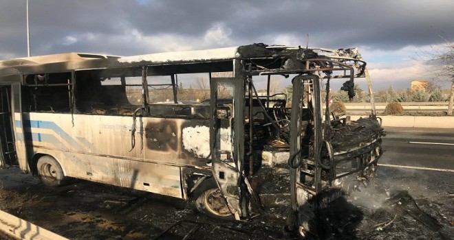 Seyir halindeyken bir anda alev aldı...