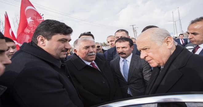 Kahramankazan'da Bahçeli'ye süpriz...
