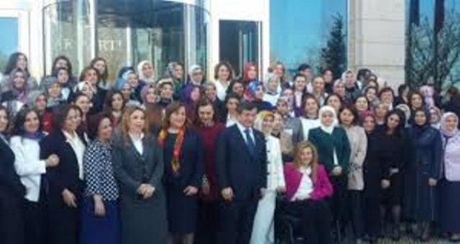 AK Parti'den ilk müjde kadınlara