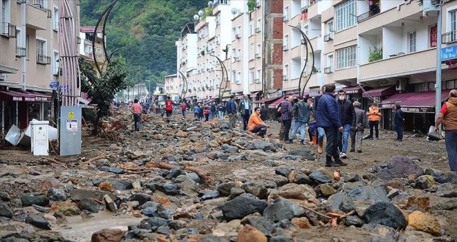 Giresun'da sel felaketi: 4 ölü