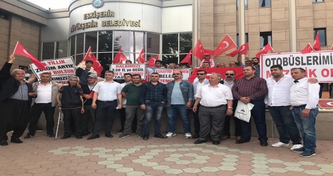 Otobüscüler eylem yaptı...