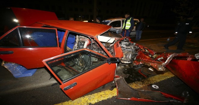 Bu araçtan burnu bile kanamadan çıktı