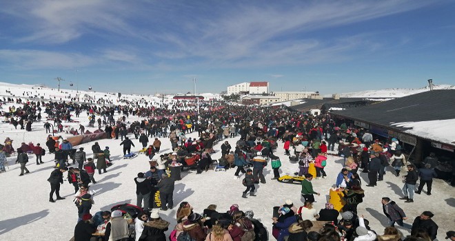 Erciyes'e hafta sonu 120 bin ziyaretçi