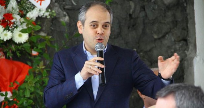 Bakandan sert açıklama: Yahu siz kimsiniz!