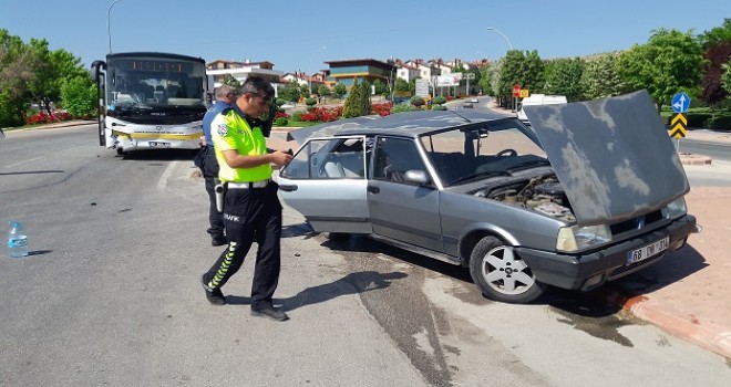 Otobüsle çarpıştı: 1 ölü...