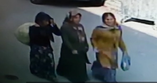 Bilezik hırsızları güvenlik kamerası sayesinde yakalandı