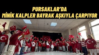 Pursaklar’da Minik Yürekler Bayrak Sevgisiyle Büyüyor